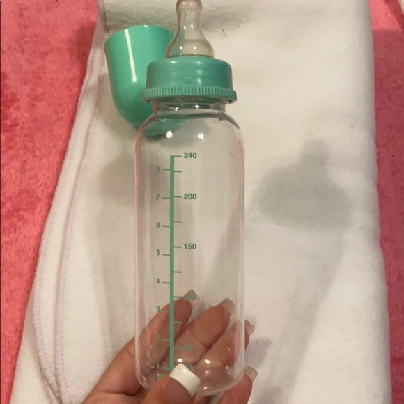 toy baby blanket & bottle - Picture 2 of 2